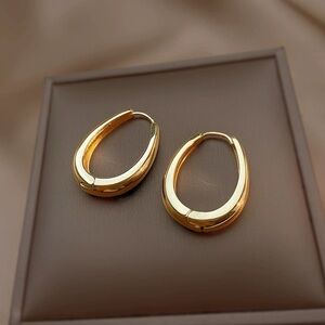 18k gold Hoop huggie earrings plus FREE pearl earrings